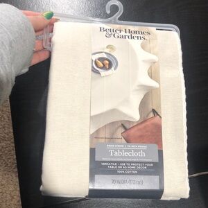NWT Better Homes & Gardens beige stripe 70 inch round tablecloth